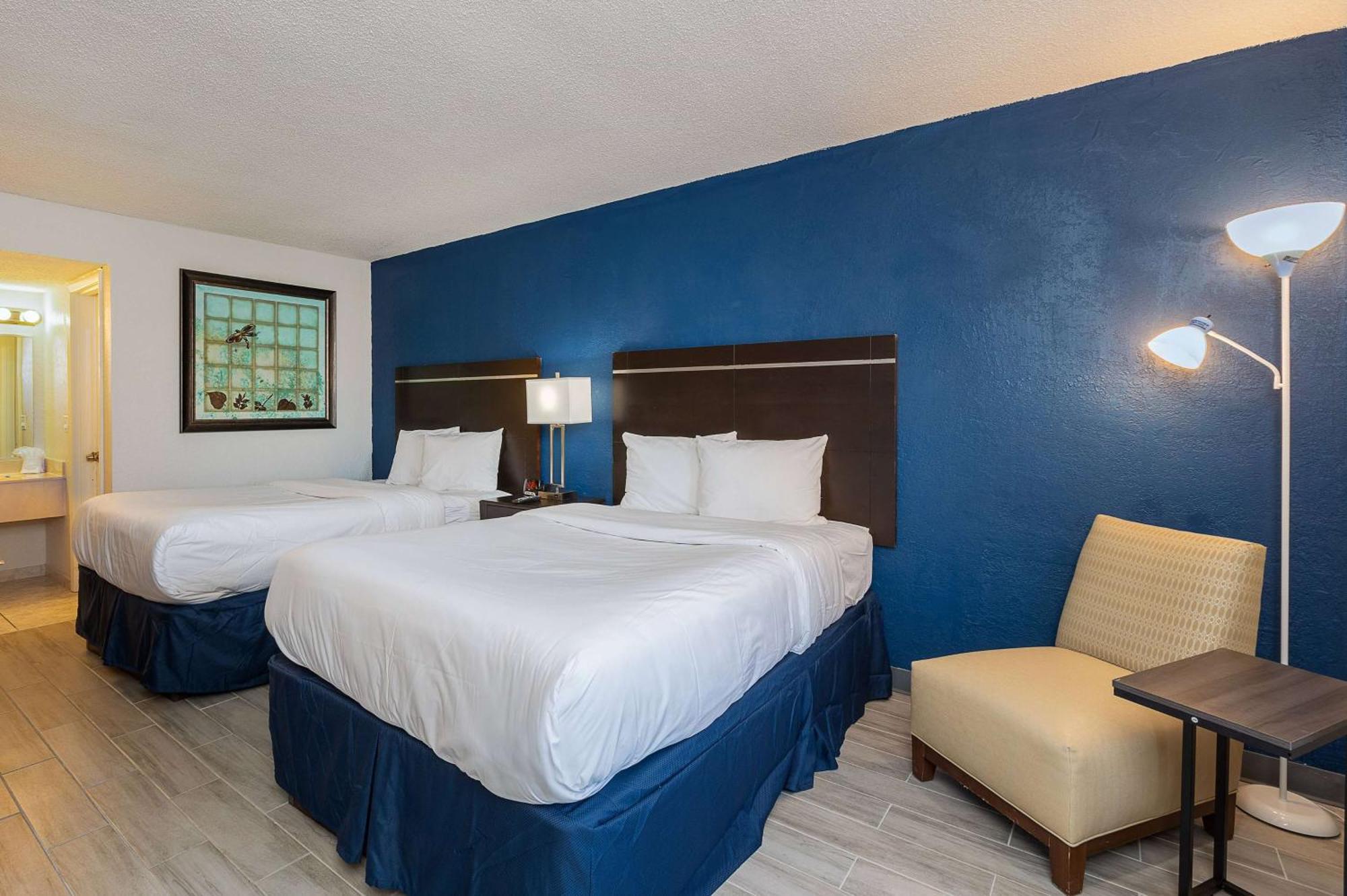 Hotel Developer Orlando North, A Baymont By Wyndham *